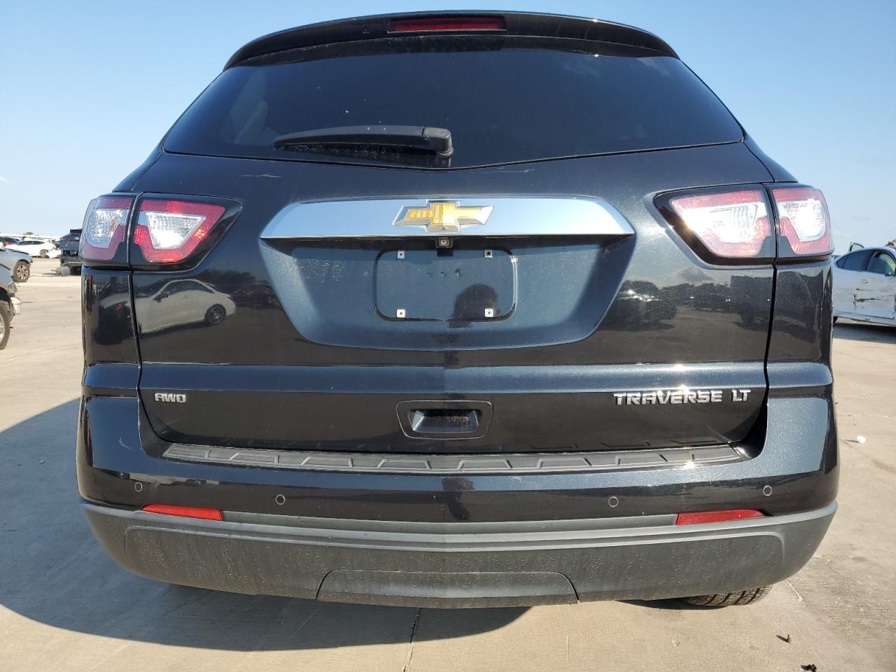 1GNKVGKDXFJ319158 2015 Chevrolet Traverse Lt