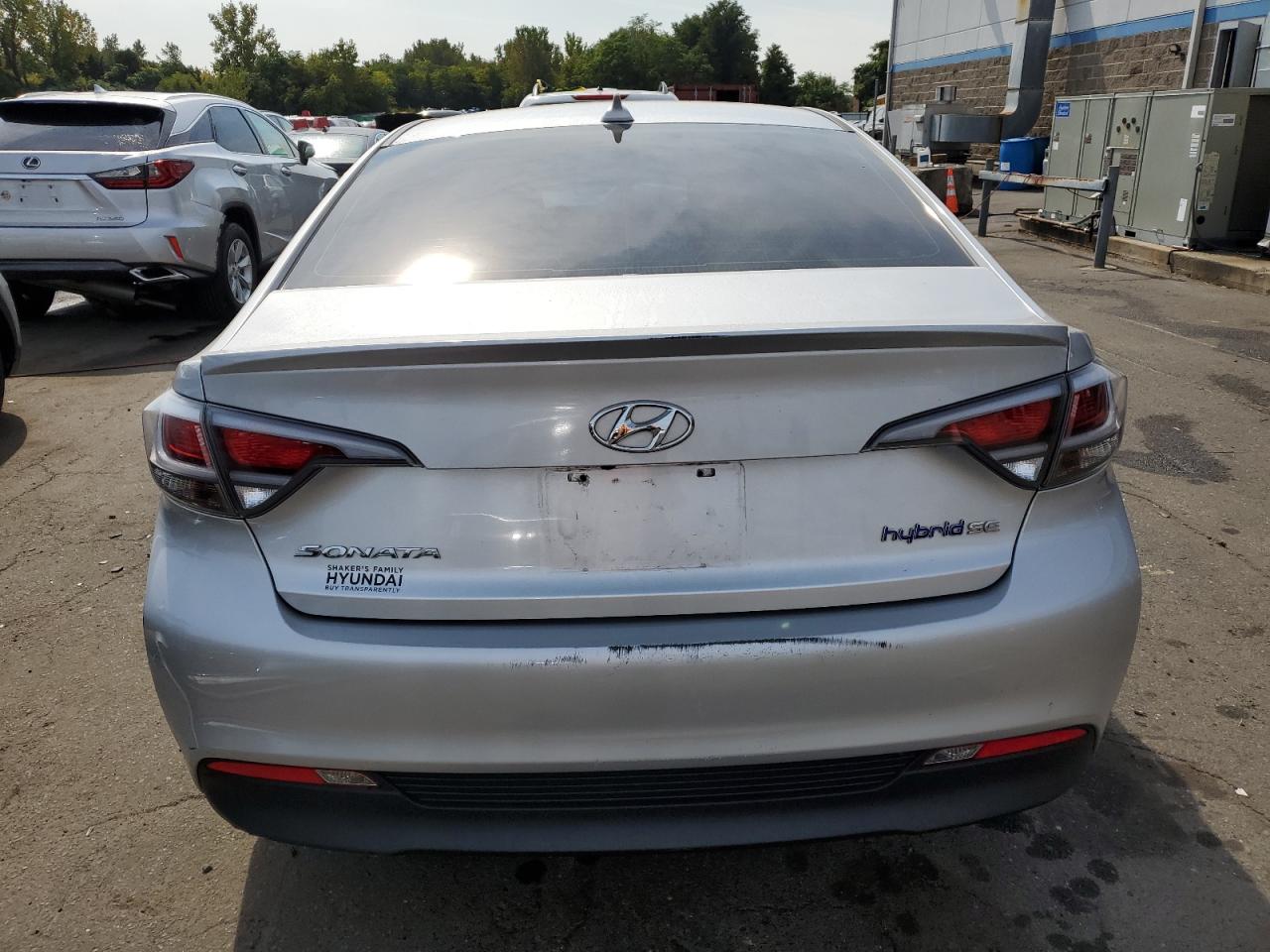 2017 Hyundai Sonata Hybrid VIN: KMHE24L15HA043536 Lot: 71241514