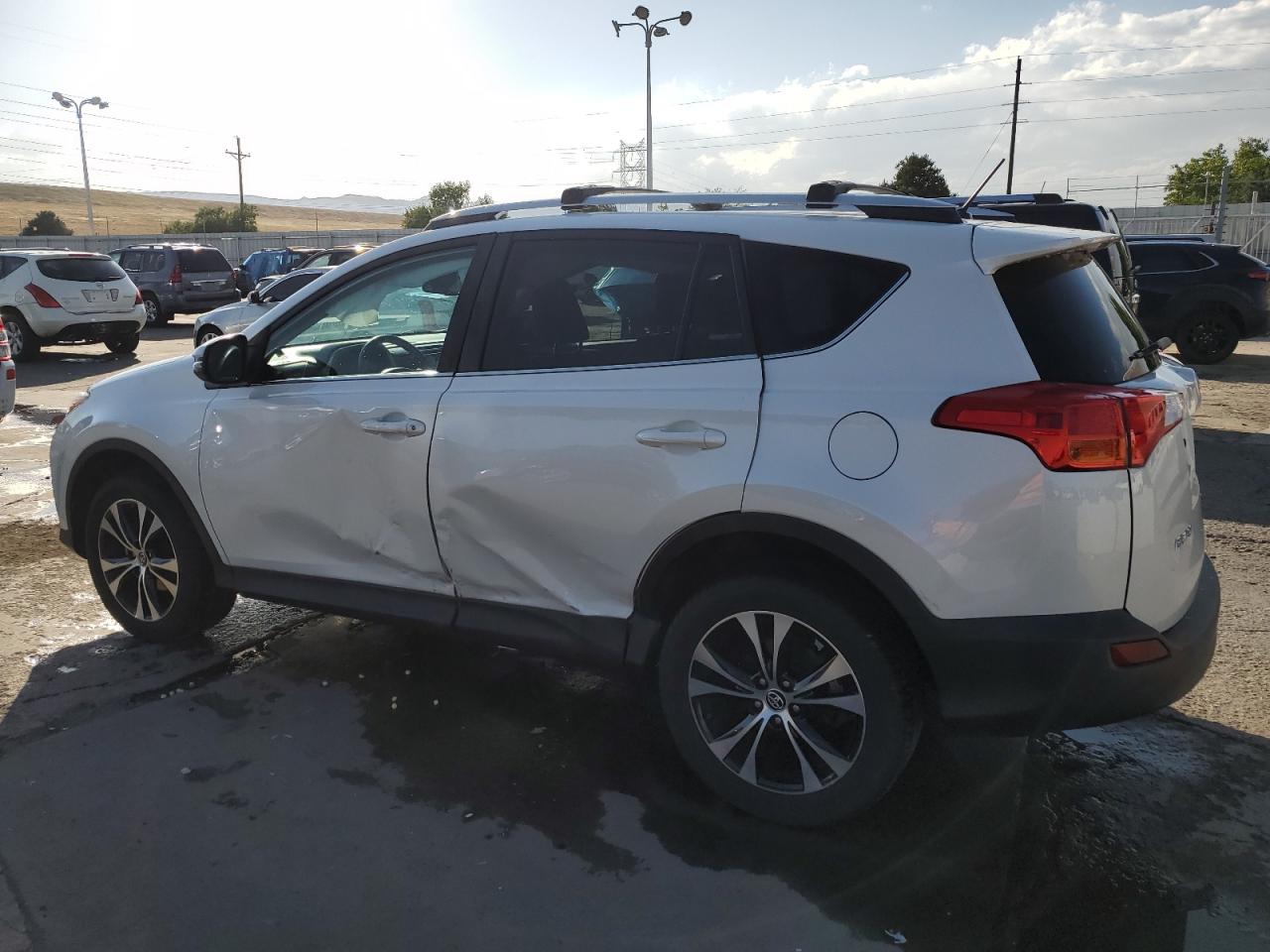 2T3DFREV2FW332356 2015 TOYOTA RAV 4 - Image 2