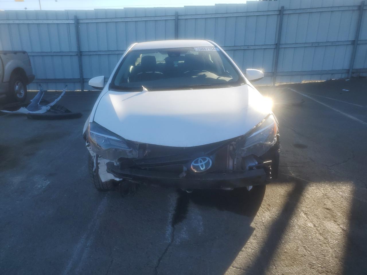 VIN 5YFBURHE6JP745182 2018 TOYOTA COROLLA no.5