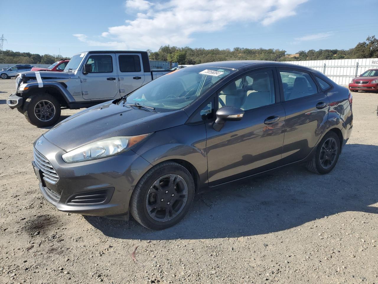 VIN 3FADP4BJ1FM172561 2015 FORD FIESTA no.1