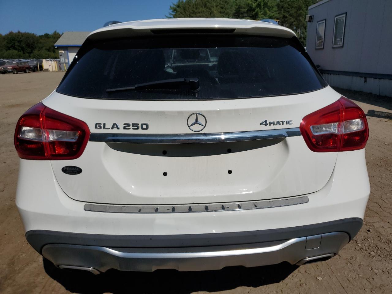 WDCTG4GB8JJ490958 2018 Mercedes-Benz Gla 250 4Matic