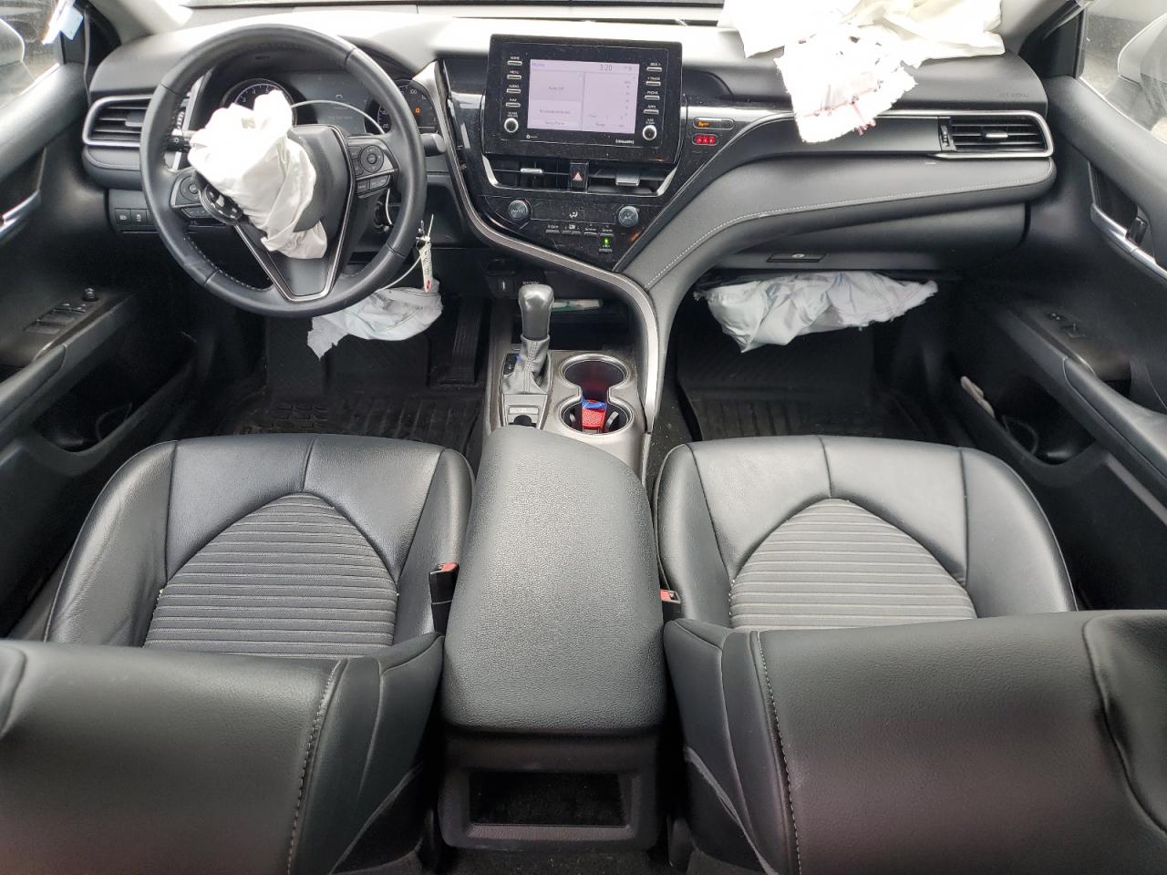 2021 Toyota Camry - Image 8