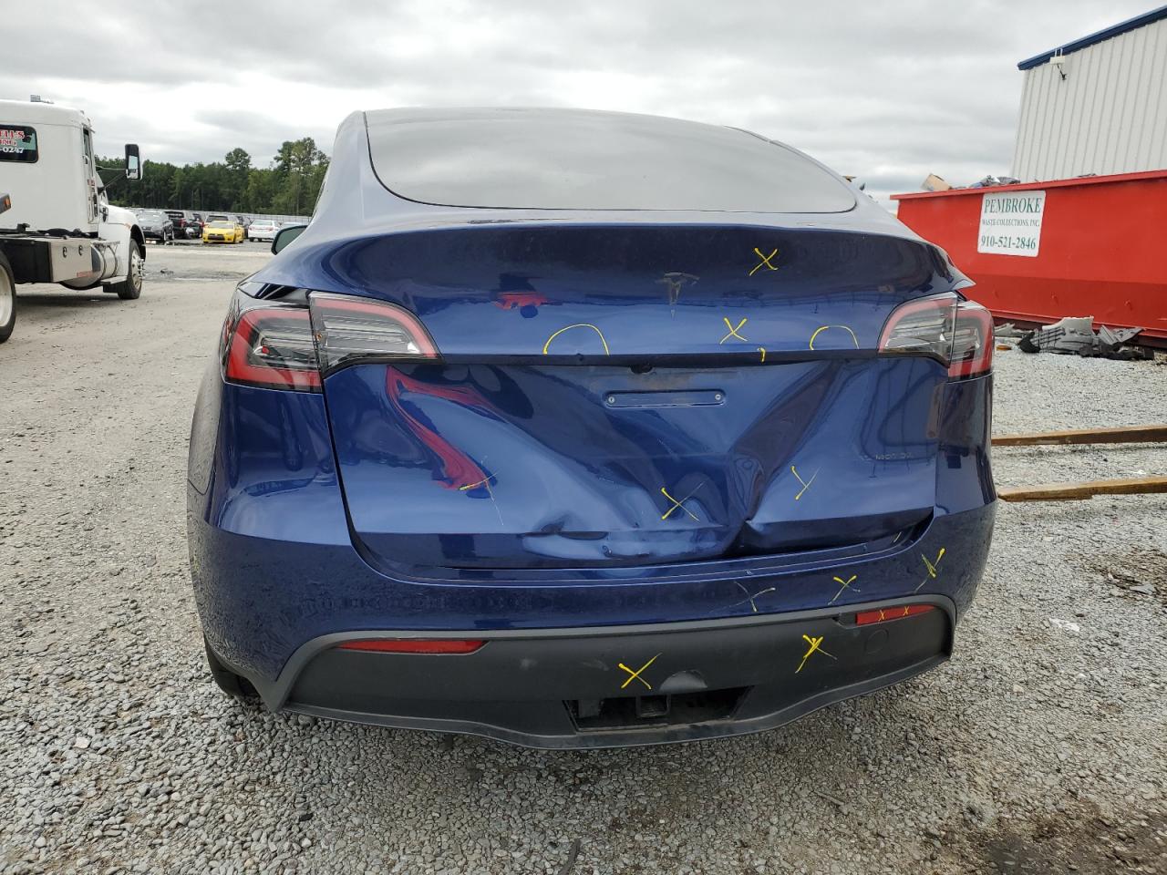 7SAYGDEE6PF638441 2023 Tesla Model Y