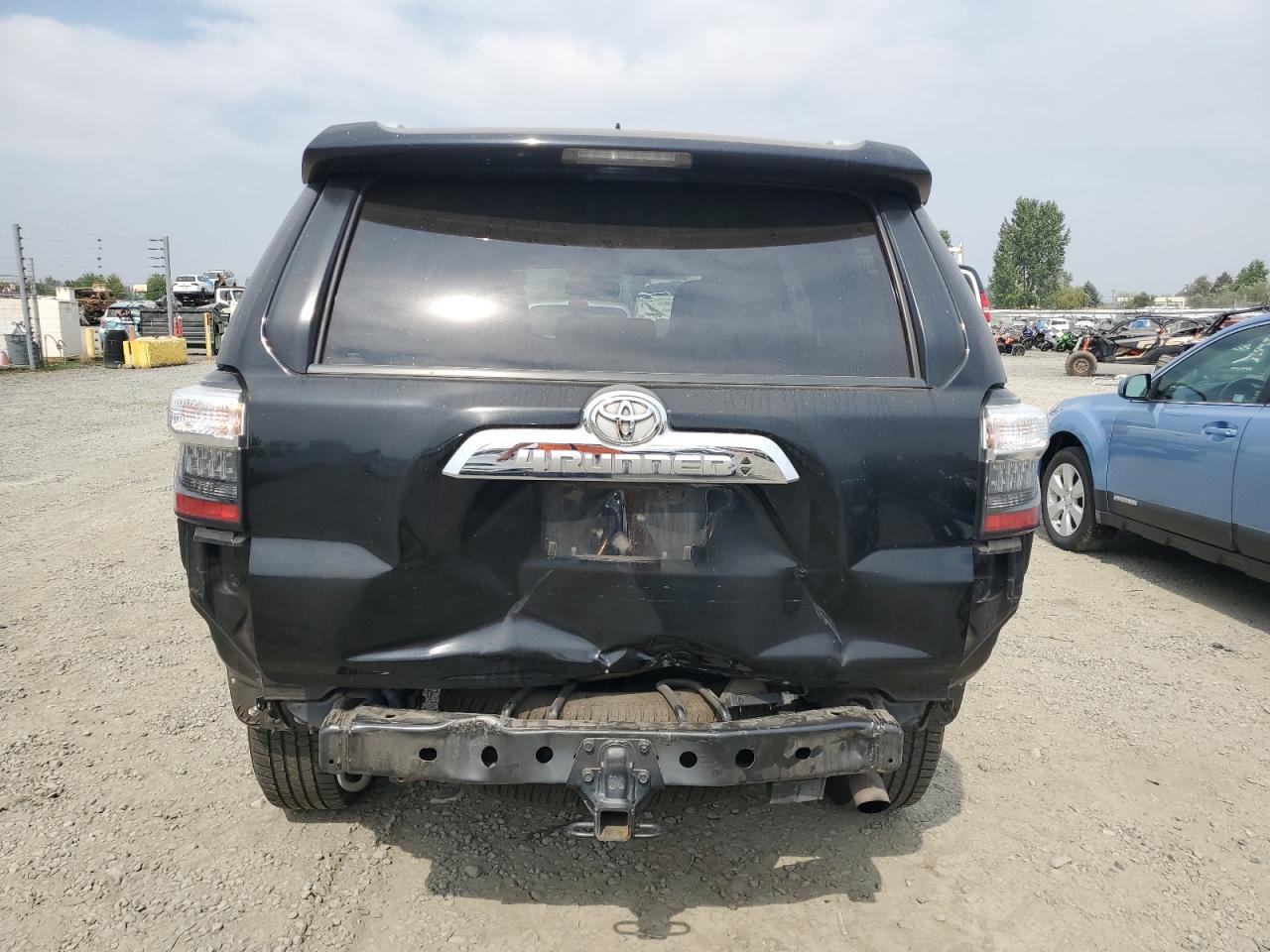 JTEBU5JR6F5215381 2015 Toyota 4Runner Sr5