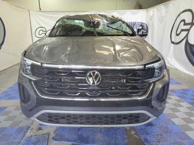 1V2WE2CA8RC235154 Volkswagen Atlas CROS 5