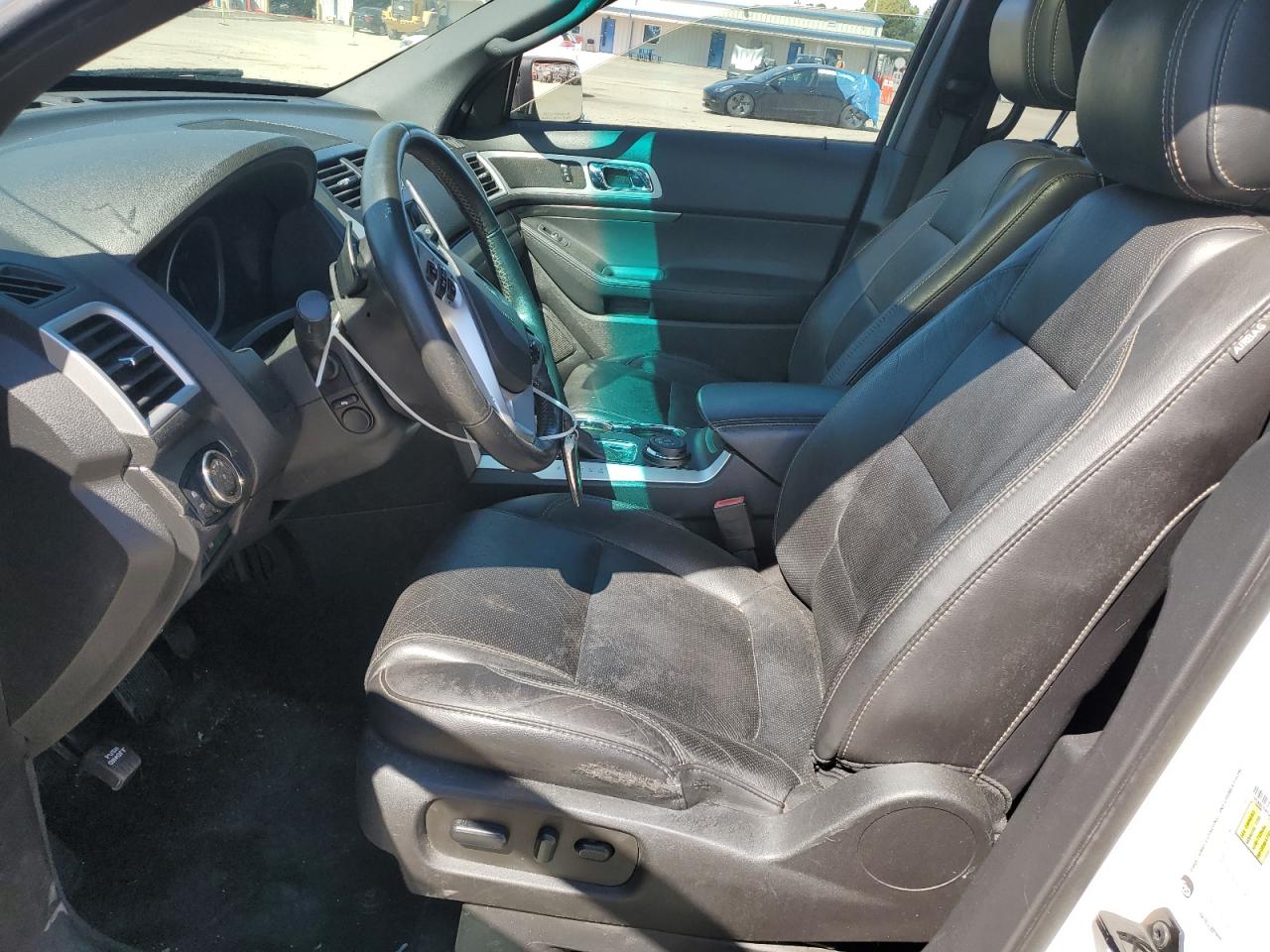 2015 Ford Explorer - Image 7