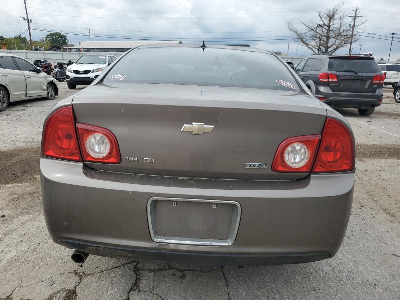 2010 Chevrolet Malibu - Image 6