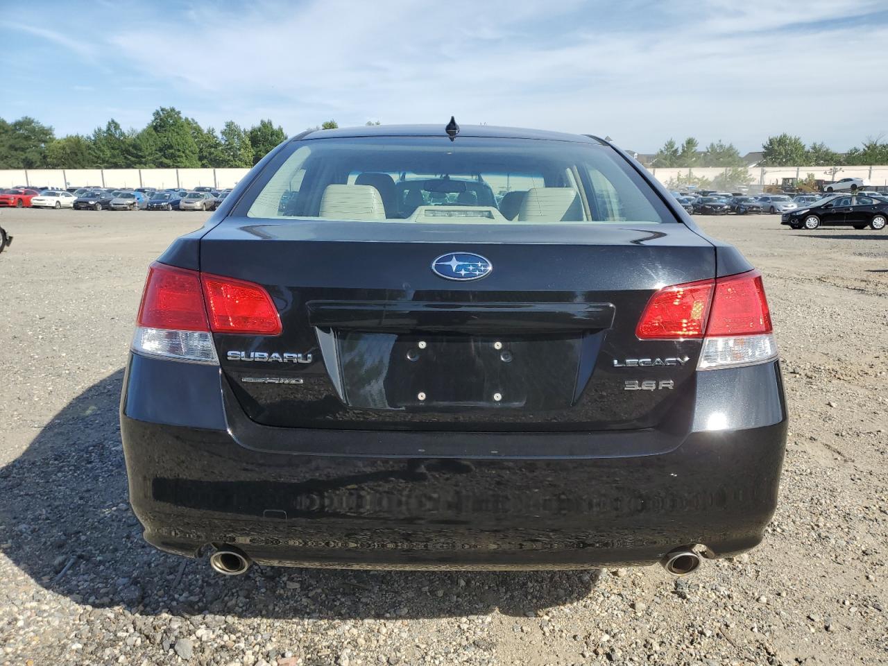 2013 Subaru Legacy 3.6R Limited VIN: 4S3BMDK64D2040517 Lot: 69787744