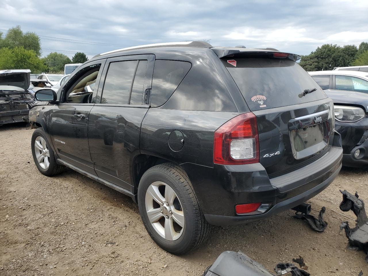 1C4NJDEB6FD151799 2015 JEEP COMPASS - Image 2