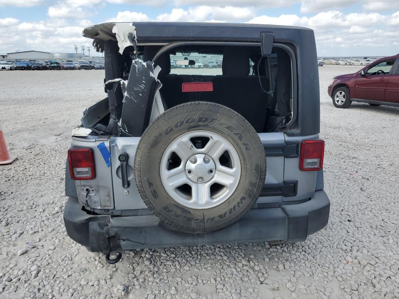 1C4AJWAG5FL768435 2015 Jeep Wrangler Sport