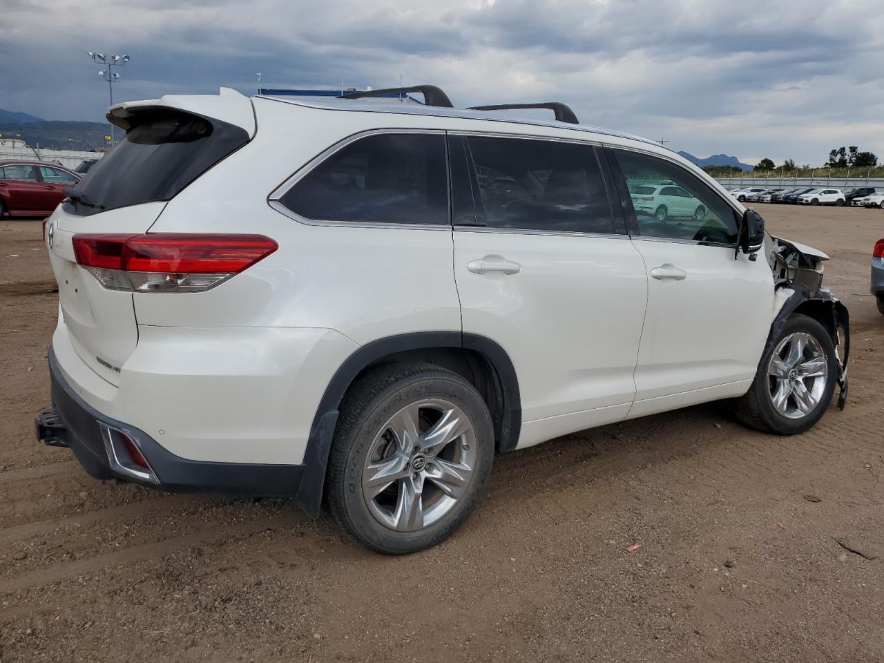 5TDDZRFH9KS931542 2019 Toyota Highlander Limited