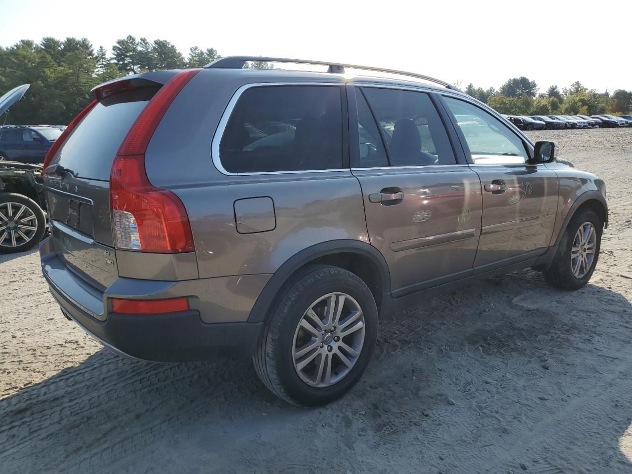 2009 Volvo XC90 - Image 3