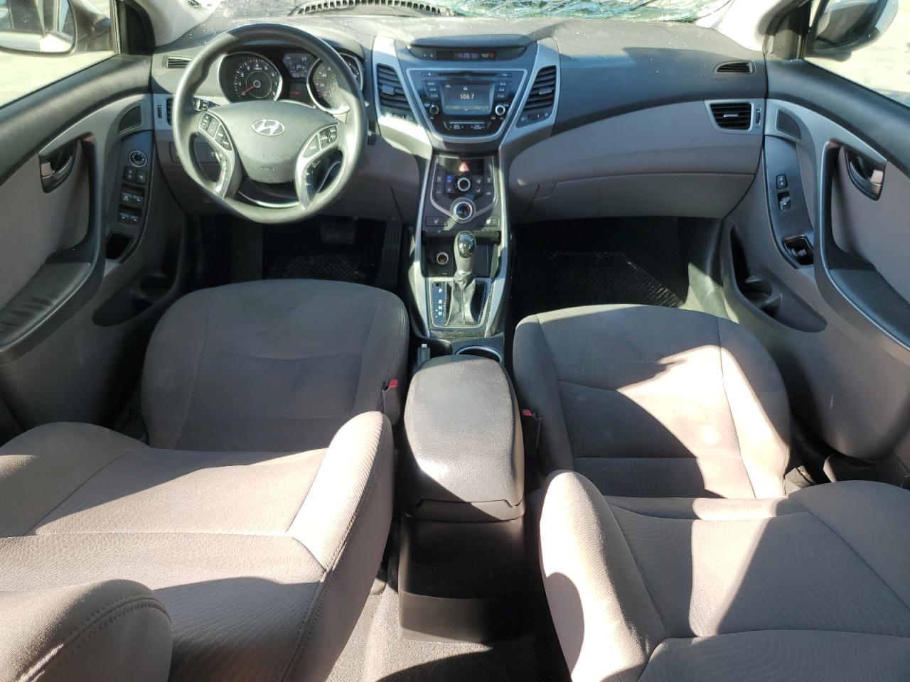 5NPDH4AE9EH515732 2014 Hyundai Elantra Se