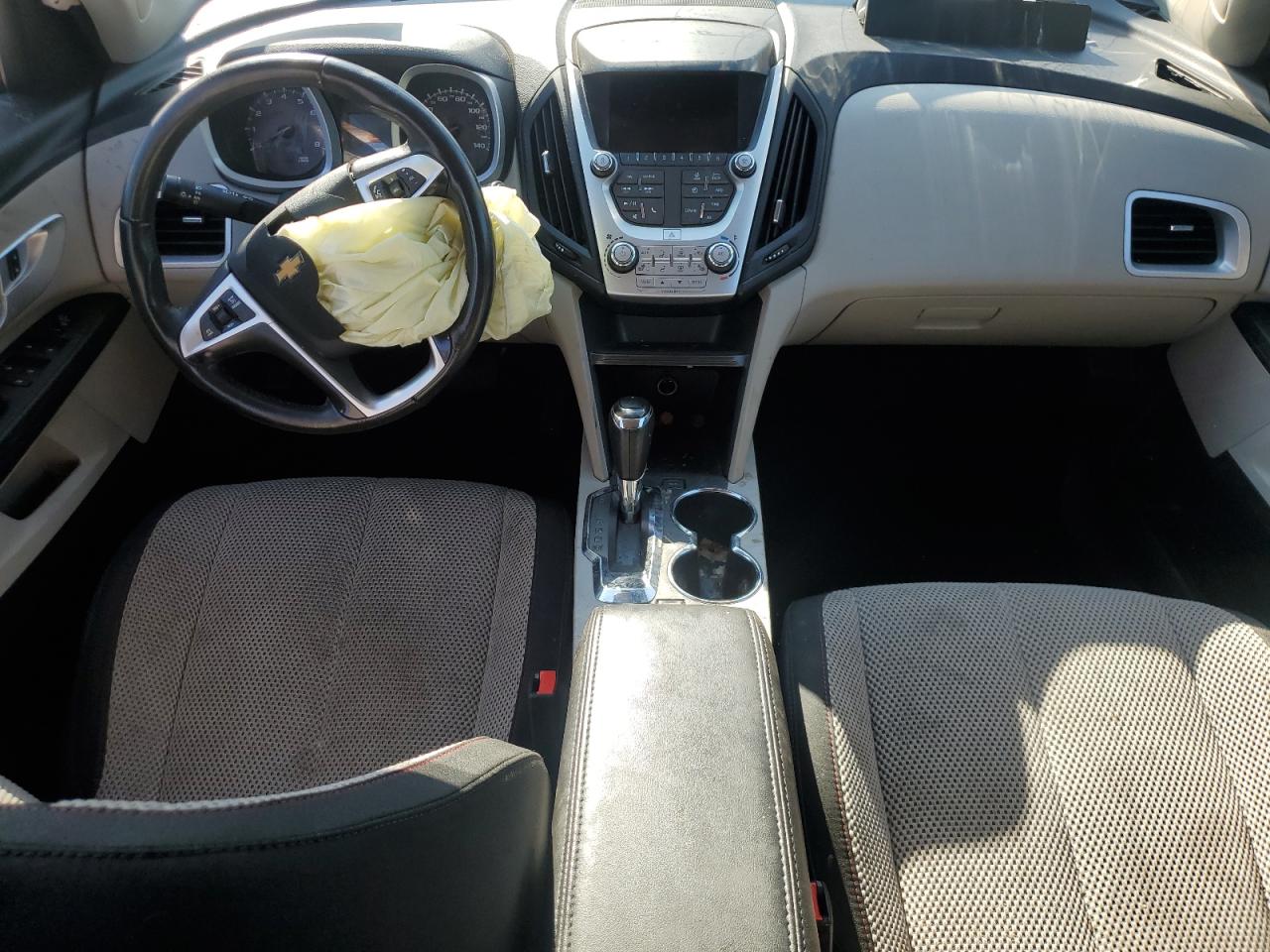 2017 Chevrolet Equinox - Image 8