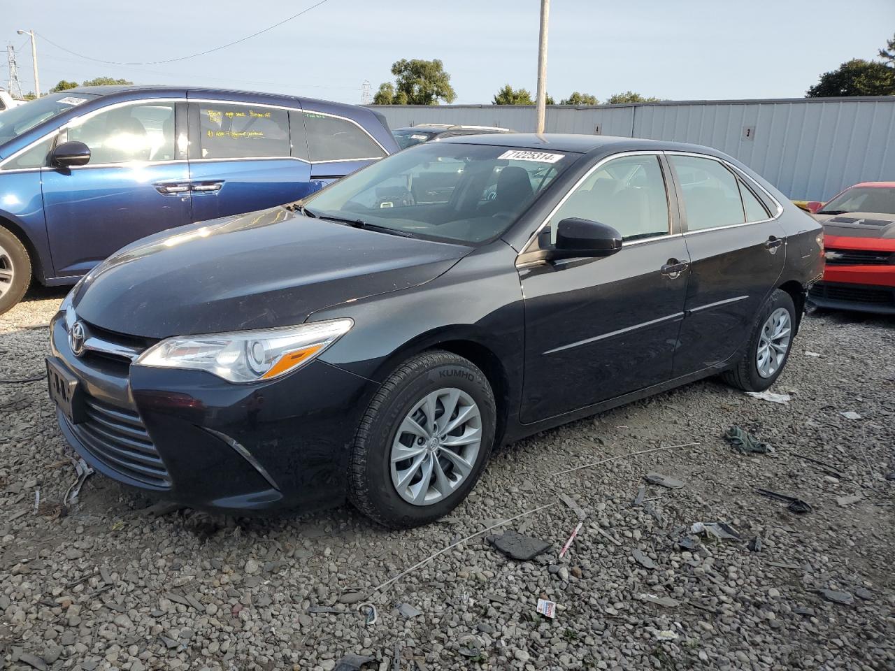 4T1BF1FKXHU800908 2017 TOYOTA CAMRY - Image 1