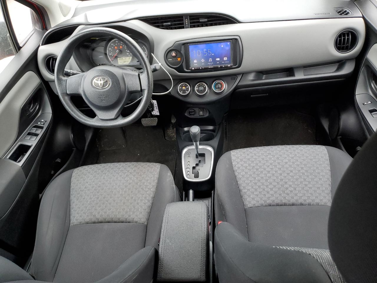 VNKKTUD39FA043046 2015 Toyota Yaris