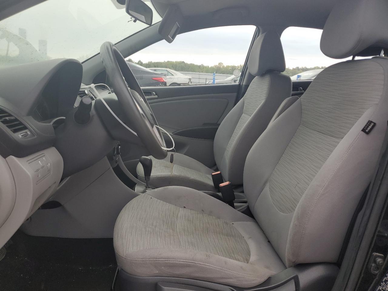 2017 Hyundai Accent - Image 7