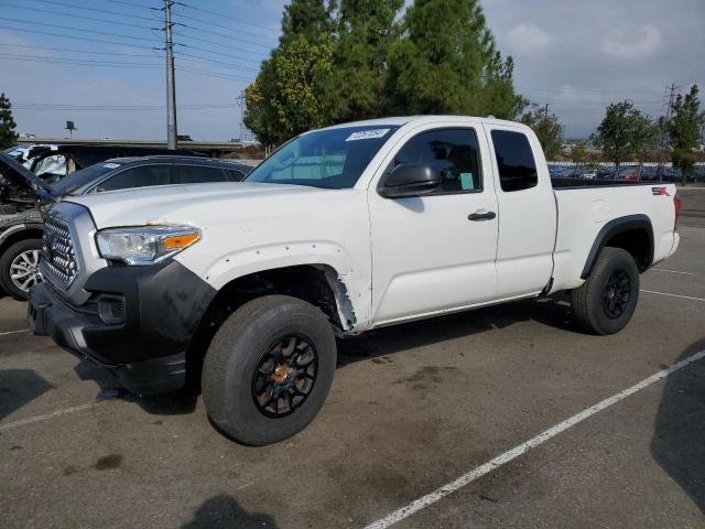  TOYOTA TACOMA 2022 Белы