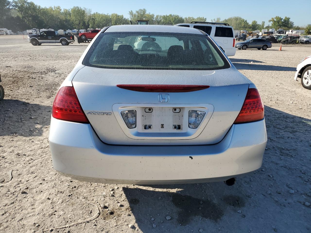 1HGCM56386A014555 2006 Honda Accord Se