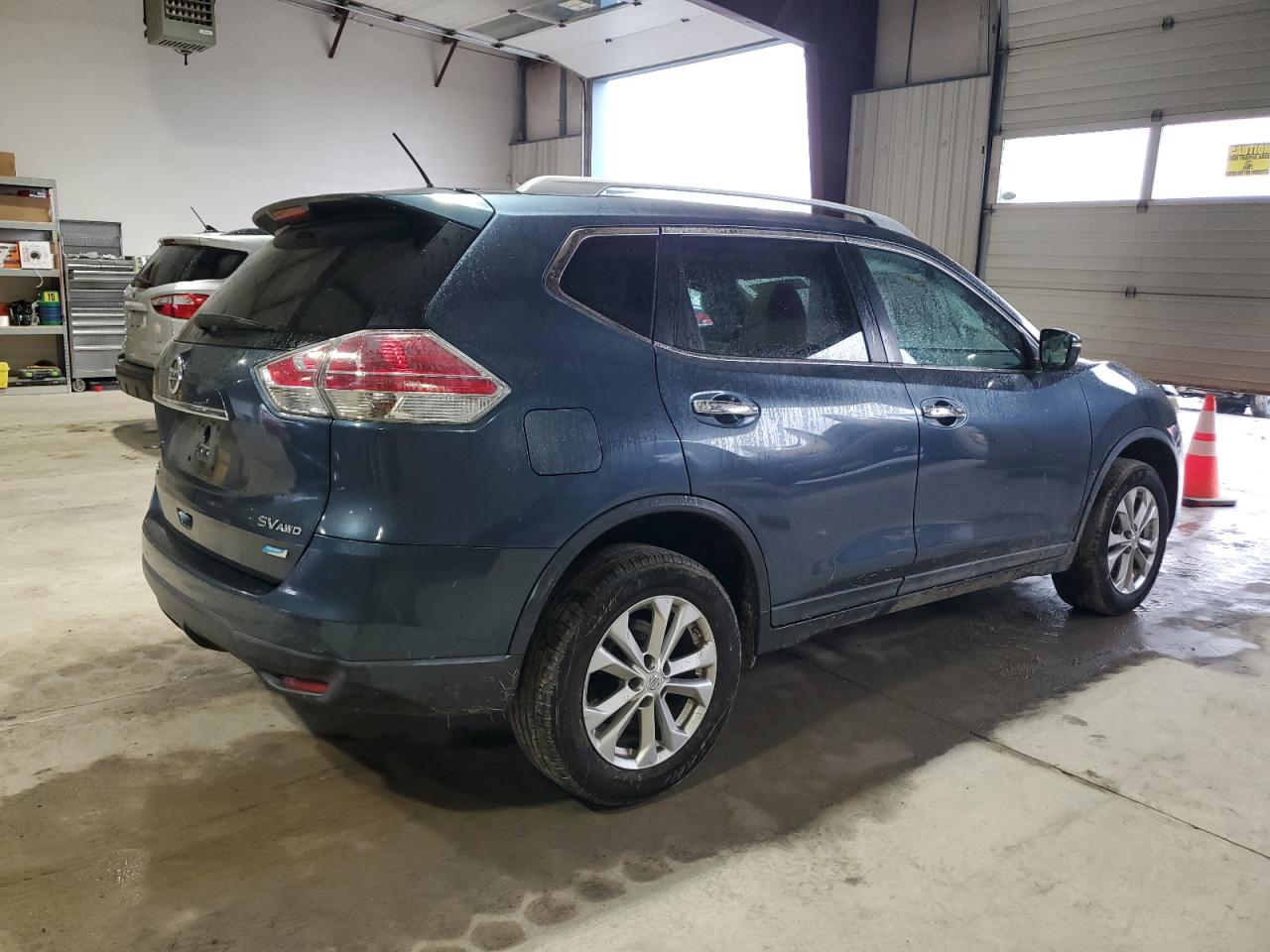 VIN 5N1AT2MV1EC818772 2014 NISSAN ROGUE no.3