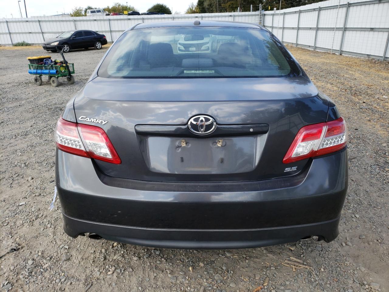 2010 Toyota Camry Base VIN: 4T1BF3EK2AU512416 Lot: 71595684