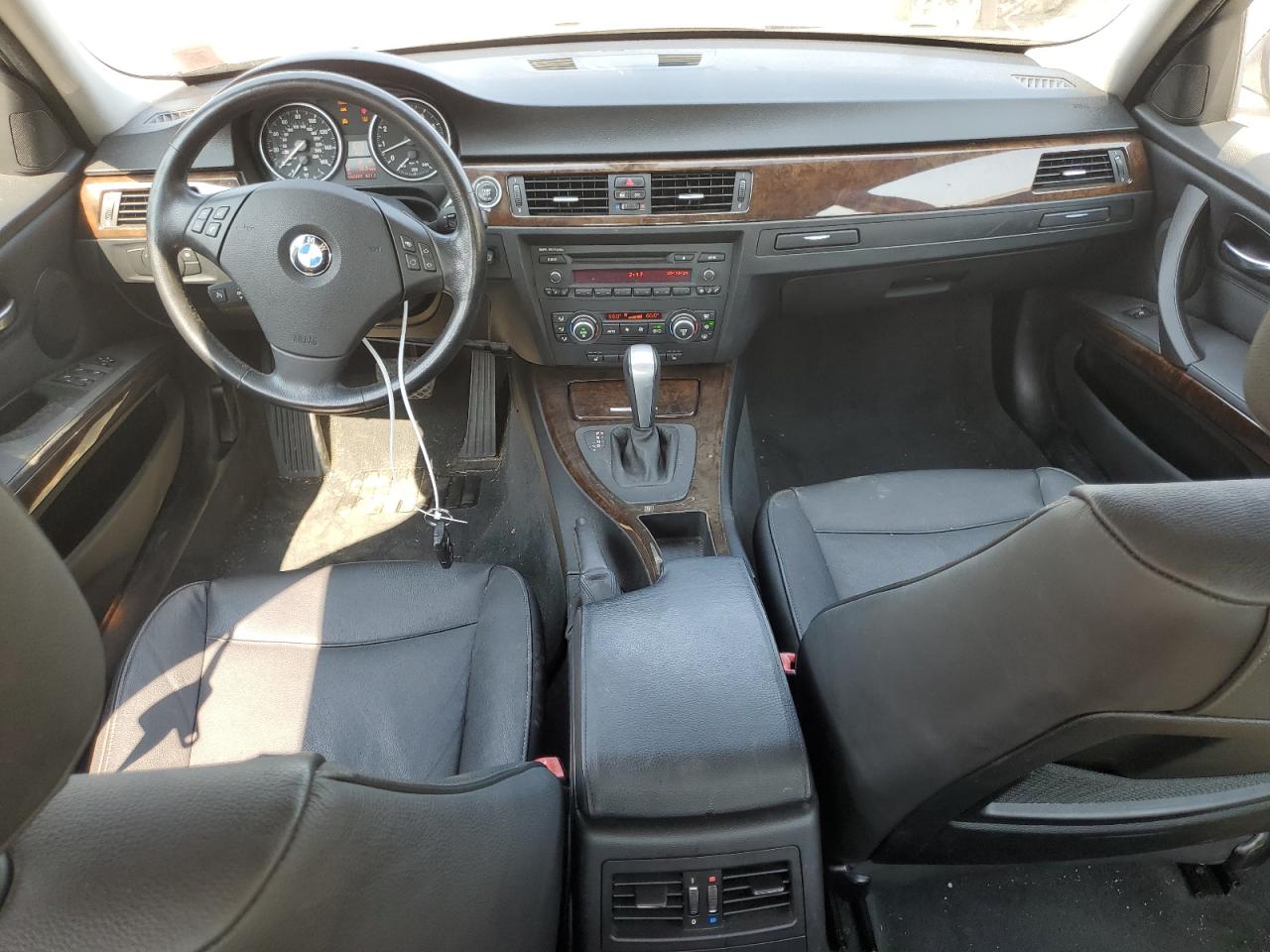 WBAPL33599A405387 2009 BMW 335 Xi