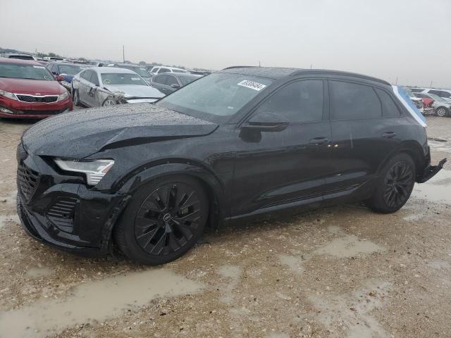  AUDI Q8 E-TRON 2024 Чорний