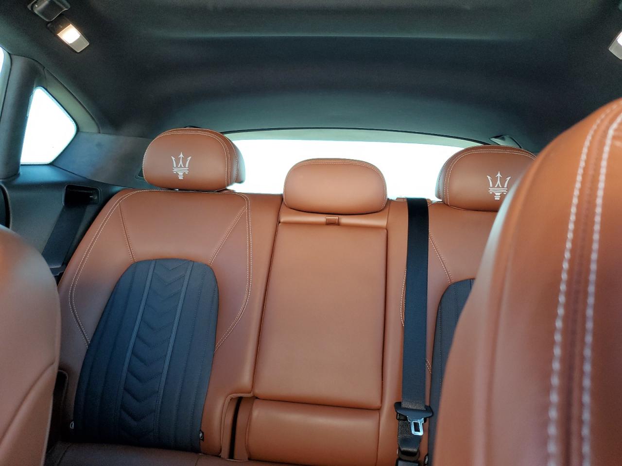 ZN661XUL9HX250505 2017 Maserati Levante Luxury