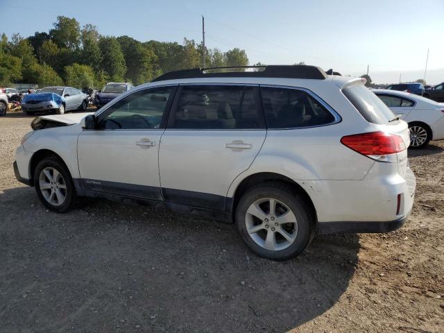  SUBARU OUTBACK 2014 Белый