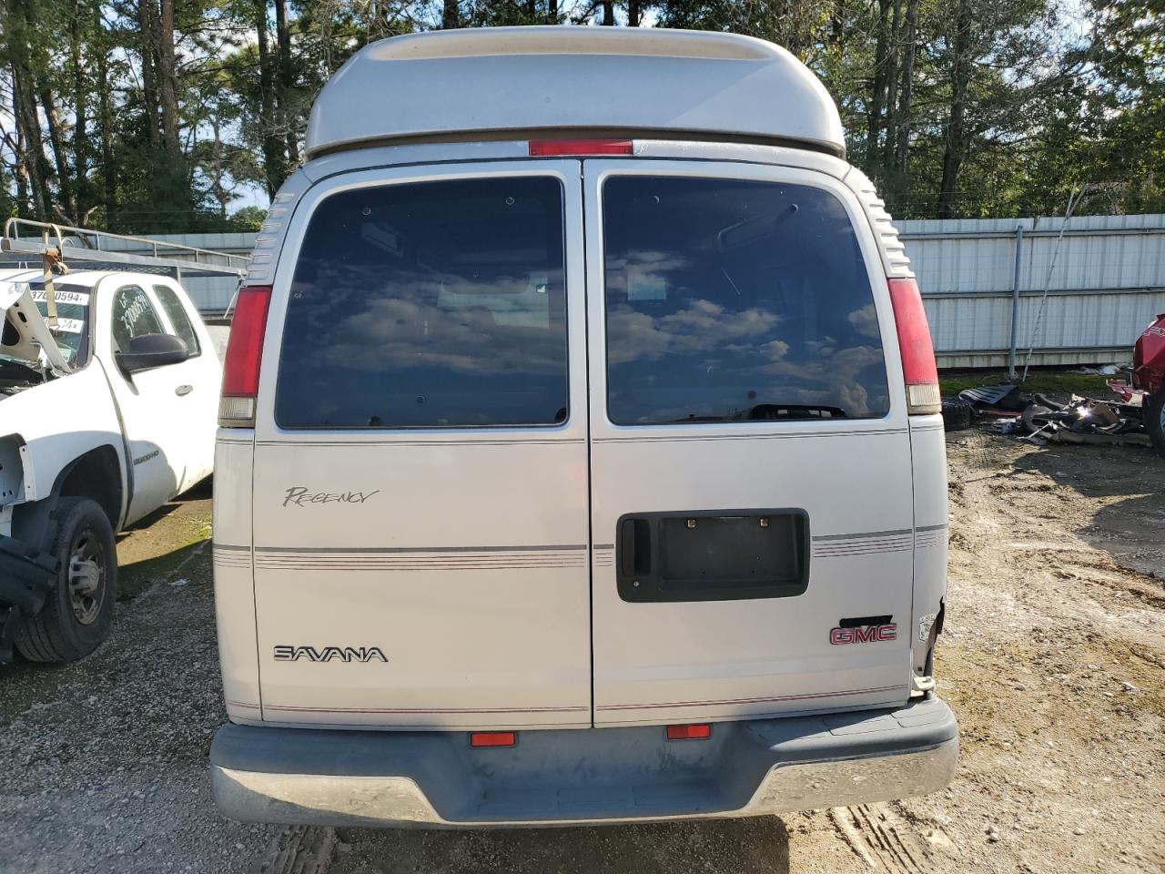 1GDFG15R2W1032739 1998 GMC Savana Rv G1500