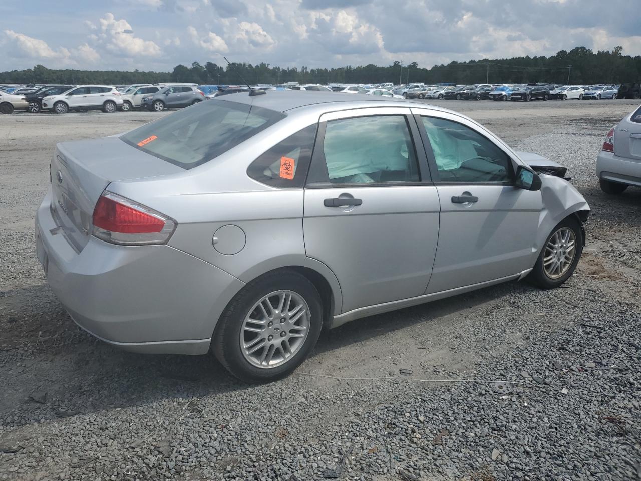 1FAHP3FN9AW157517 2010 Ford Focus Se