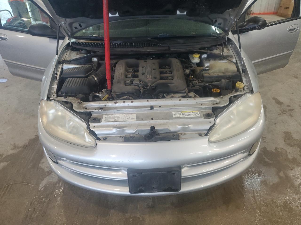 2B3HD56G83H543557 2003 Dodge Intrepid Es