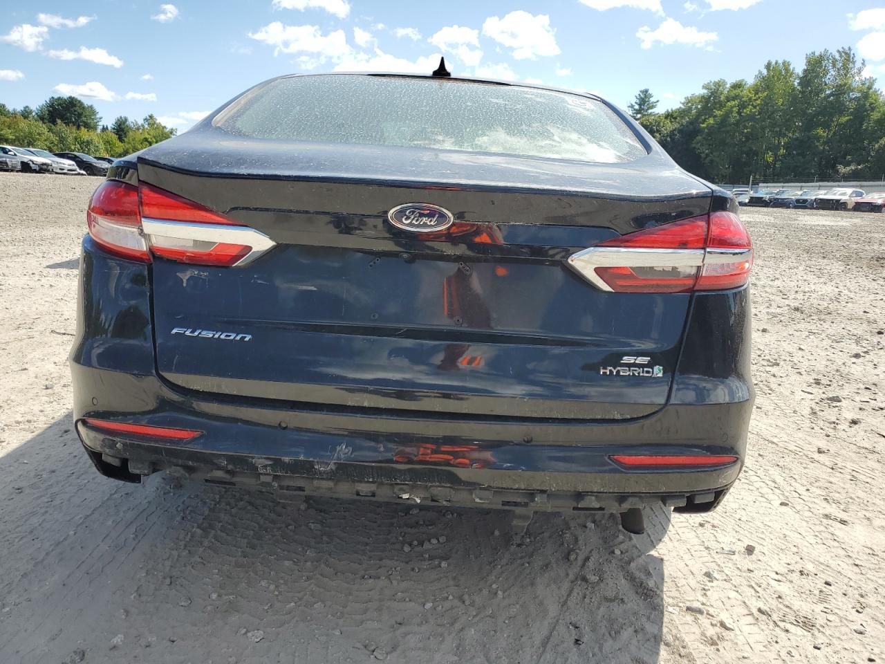 3FA6P0LU0KR156813 2019 Ford Fusion Se