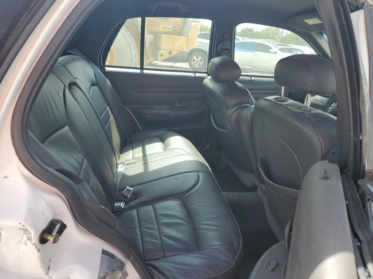 2000 Ford Crown Victoria Lx VIN: 2FAFP74W0YX131199 Lot: 72509934