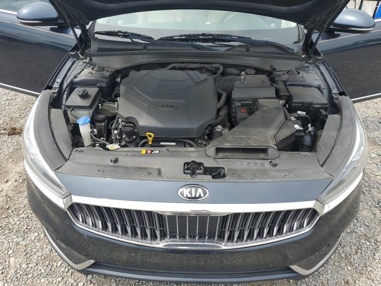 KNALC4J1XH5083340 2017 Kia Cadenza Premium