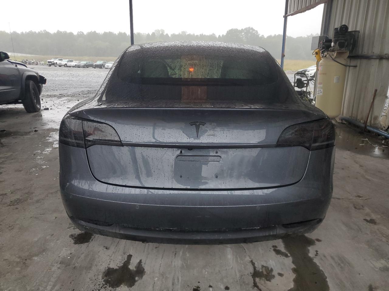 5YJ3E1EB8JF135003 2018 Tesla Model 3