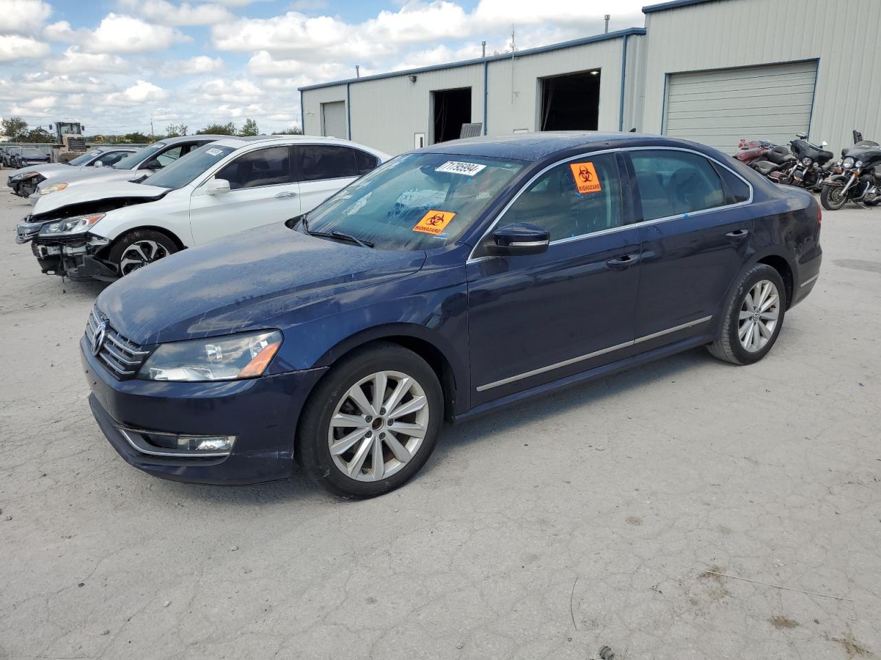 VIN 1VWCH7A31DC048552 2013 VOLKSWAGEN PASSAT no.1