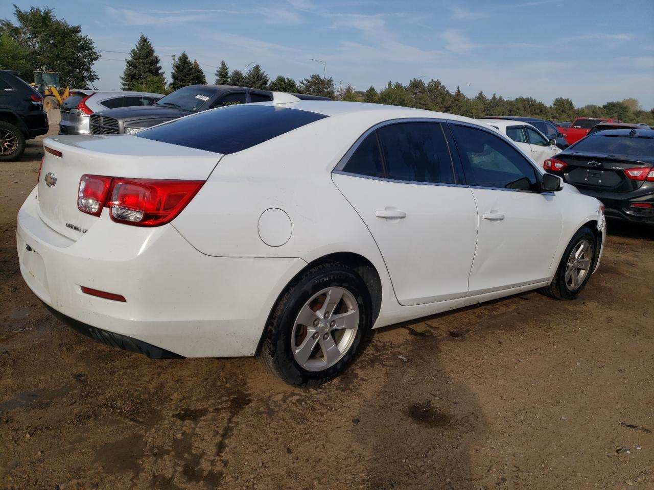 2015 Chevrolet Malibu - Image 3