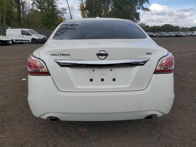  NISSAN ALTIMA 2015 Білий