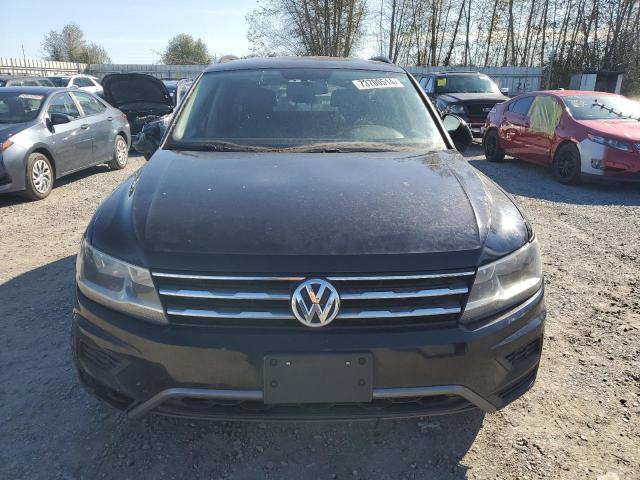  VOLKSWAGEN TIGUAN 2018 Чорний