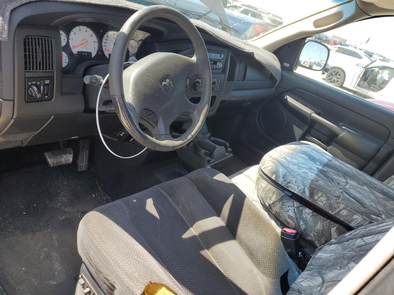 2002 Dodge Ram 1500 VIN: 1D7HU18ZX2S572500 Lot: 71079244