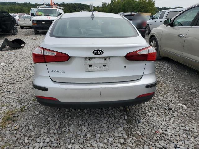 Sedans KIA FORTE 2014 Srebrny