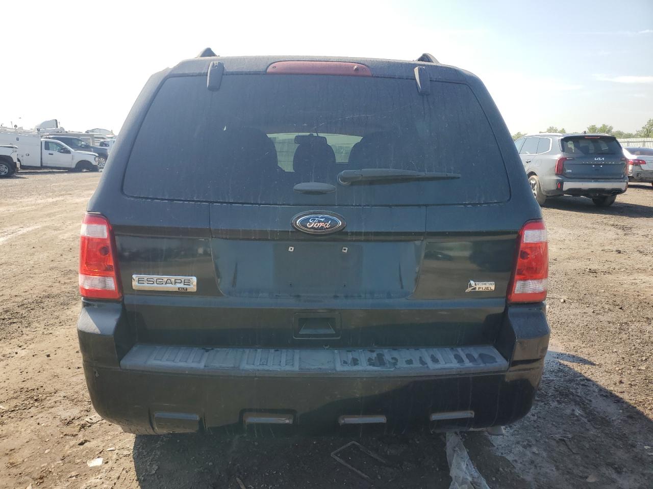 1FMCU0DGXBKC23030 2011 Ford Escape Xlt