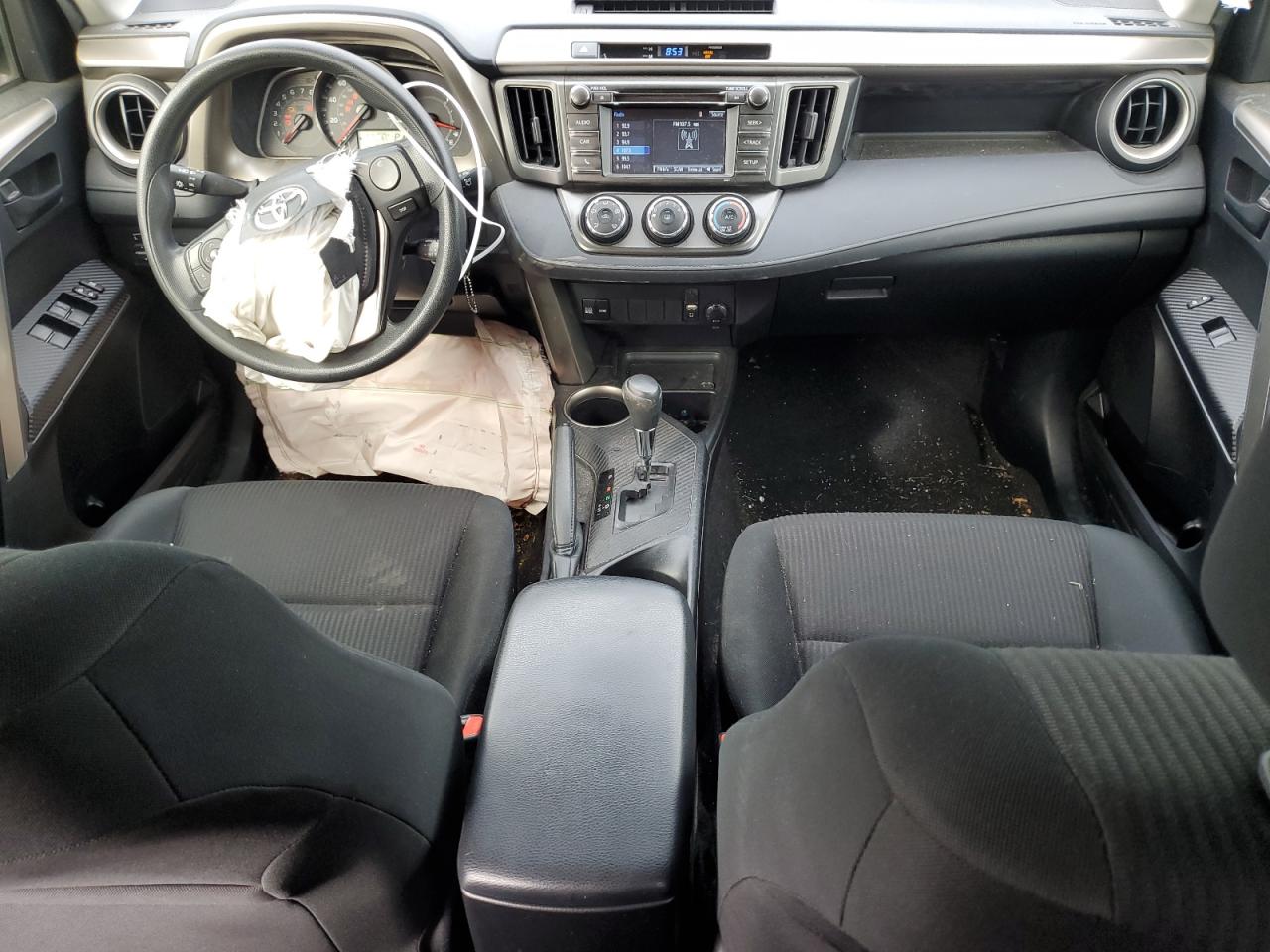 JTMBFREV8FD097837 2015 Toyota Rav4 Le