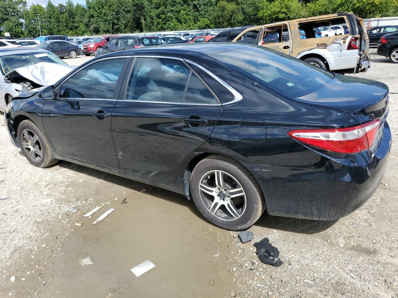 4T4BF1FK4GR520857 2016 TOYOTA CAMRY - Image 2