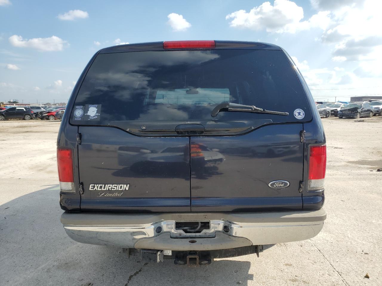 2000 Ford Excursion Limited VIN: 1FMNU42S5YEB35582 Lot: 70335684