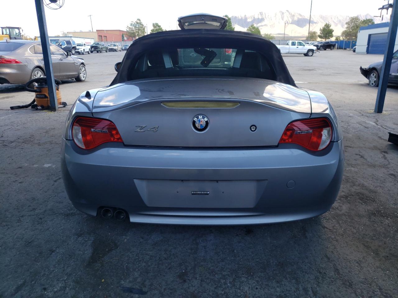 2007 BMW Z4 3.0 VIN: 4USBU33547LW73446 Lot: 69107654