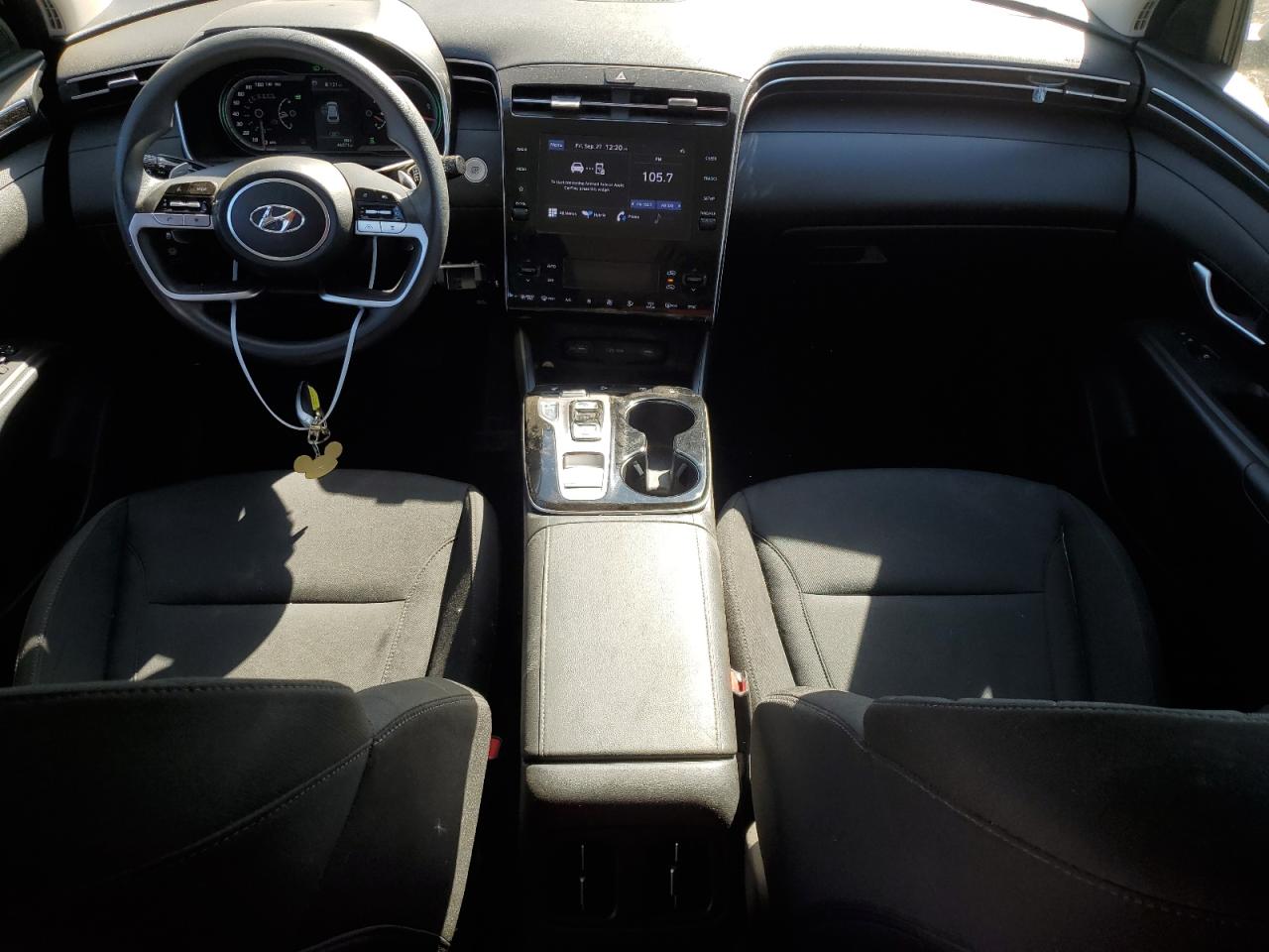 2022 Hyundai Tucson - Image 8