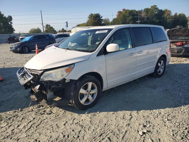 2010 Volkswagen Routan Sel